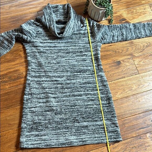 Ann Taylor Gray Cowl Neck Sweater - Picture 12 of 13